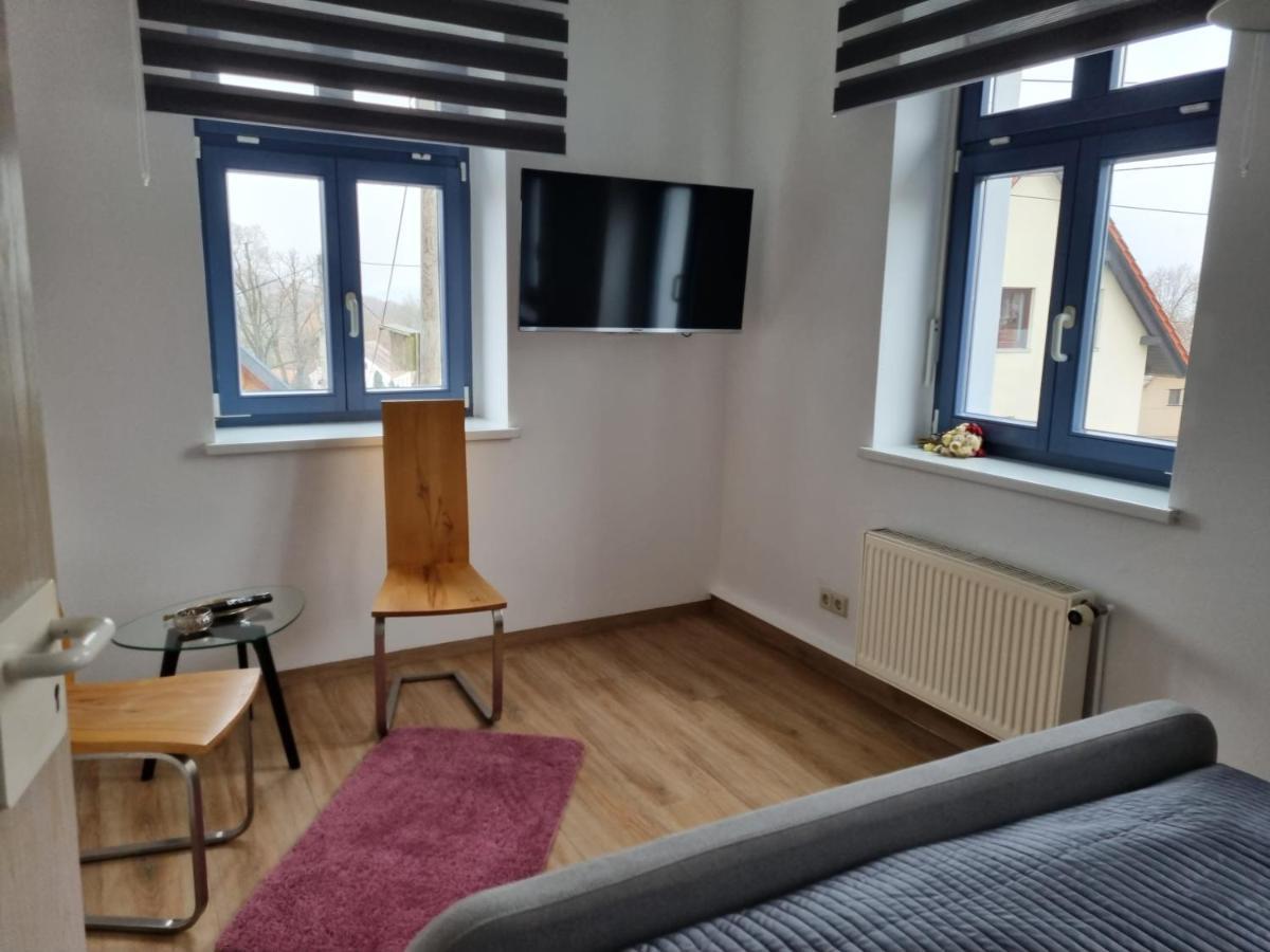Kreuzbergbaude Beim Berzdorfer Mit Wohlfuehl Sauna Hotel *